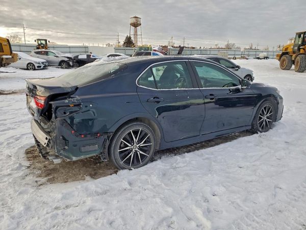 2021 TOYOTA CAMRY