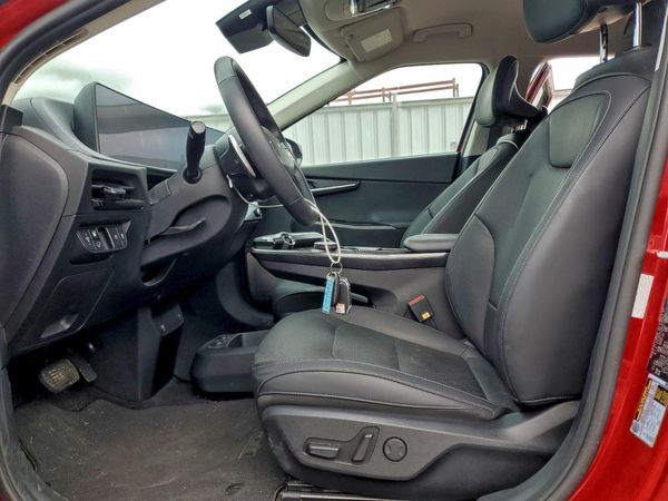 2023 KIA EV6