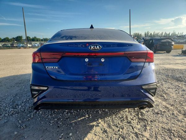 2021 KIA FORTE FE, LXS