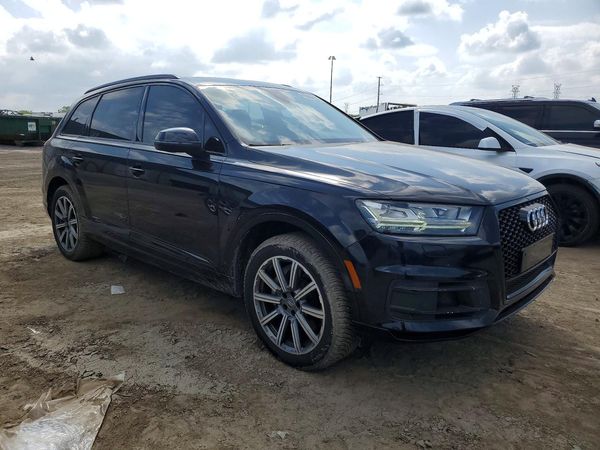2017 AUDI Q7 quattro Premium Plus