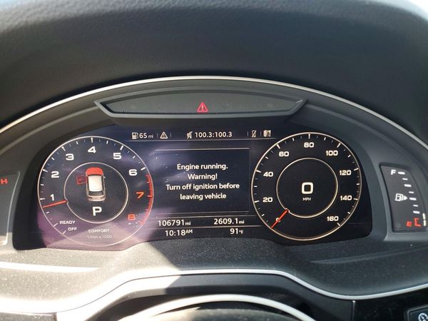 2017 AUDI Q7 quattro Premium Plus