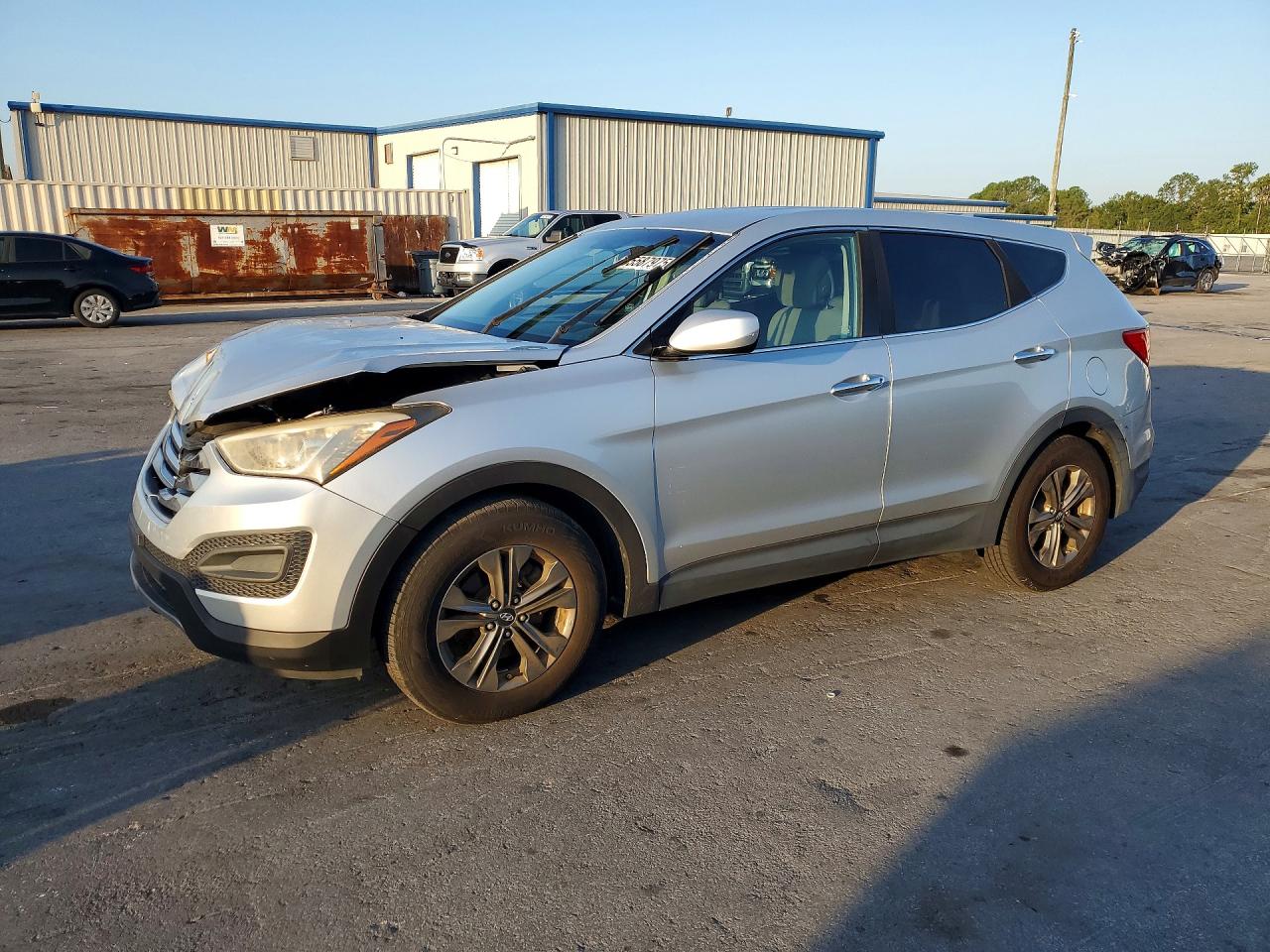 2016 HYUNDAI SANTA FE Base