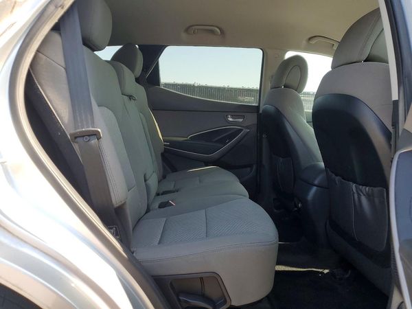 2016 HYUNDAI SANTA FE Base