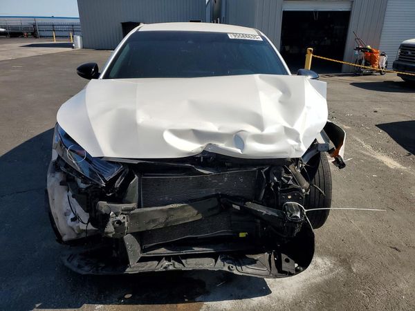 2023 KIA FORTE GT Line