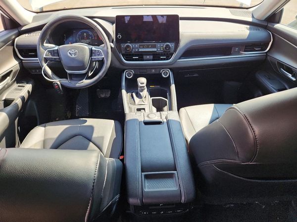 2024 TOYOTA GRAND HIGH — CKPT