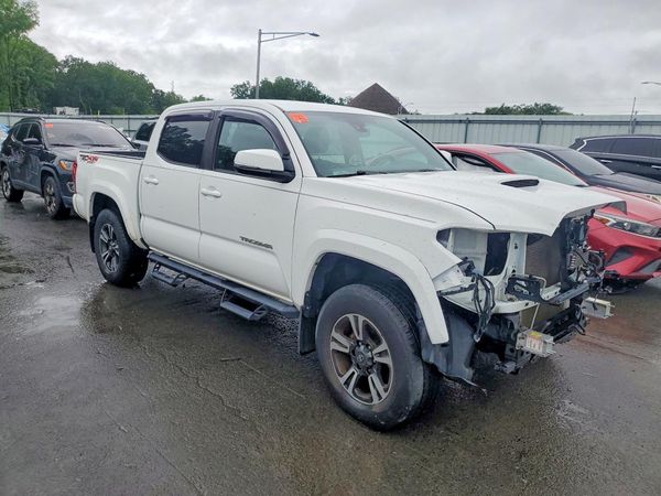 2019 TOYOTA TACOMA