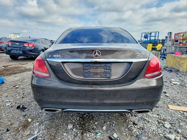 2015 MERCEDES-BENZ C 4-MATIC
