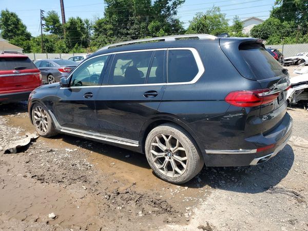 2021 BMW X7 xDrive40i