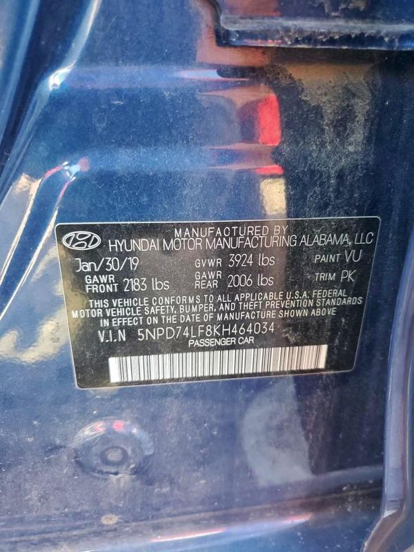 2019 HYUNDAI ELANTRA SE