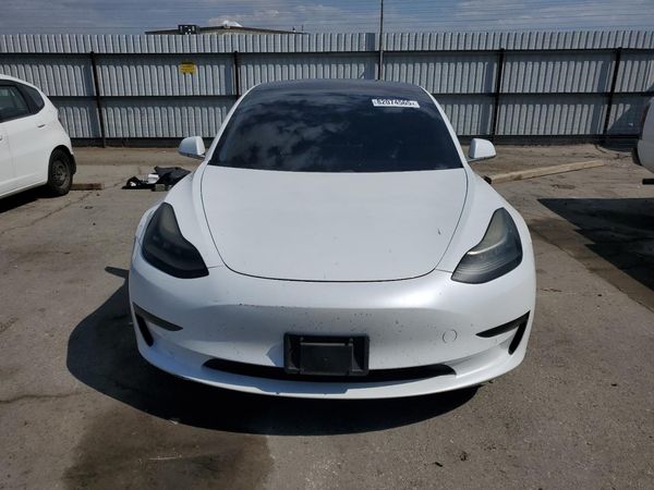 2017 TESLA MODEL 3