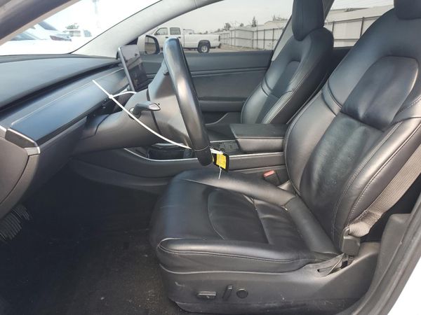 2017 TESLA MODEL 3