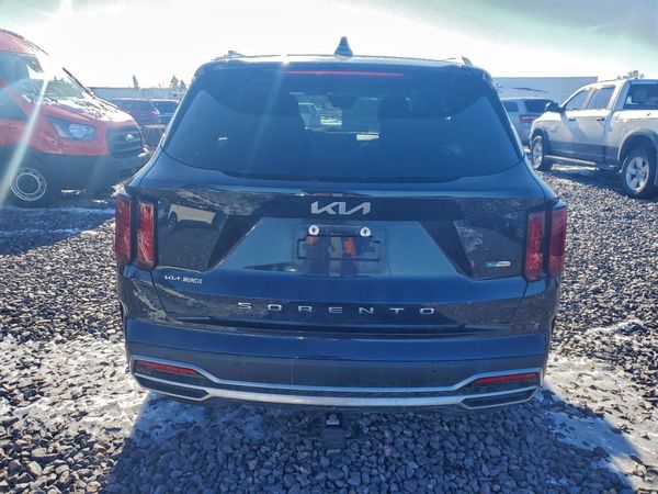 2022 KIA SORENTO S