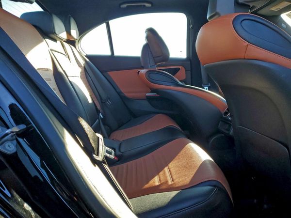2023 MERCEDES-BENZ C