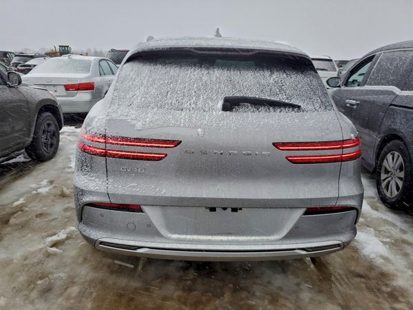 2023 GENESIS G70