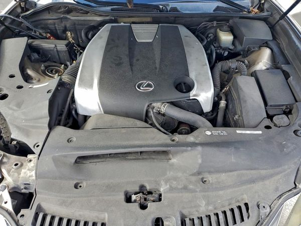 2013 LEXUS GS 350 — Engine bay