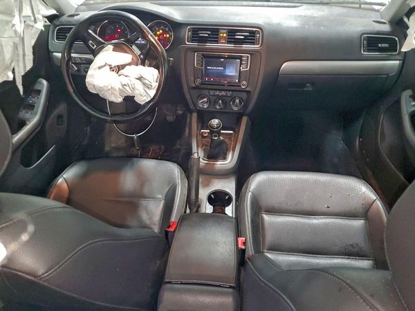 2017 VOLKSWAGEN JETTA
