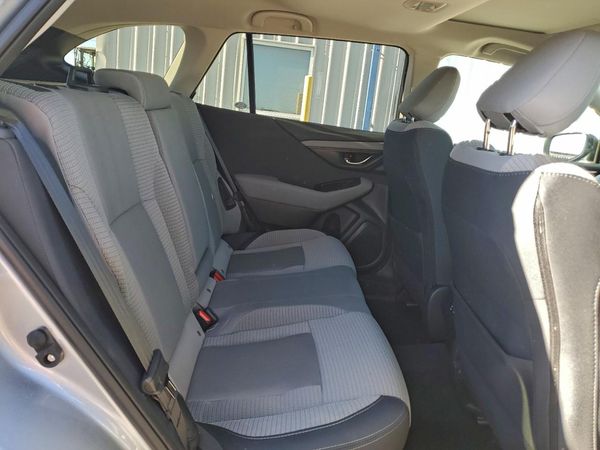 2025 SUBARU OUTBACK