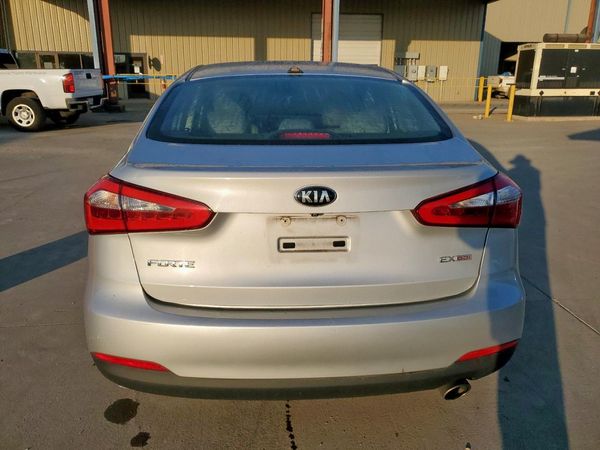 2016 KIA FORTE