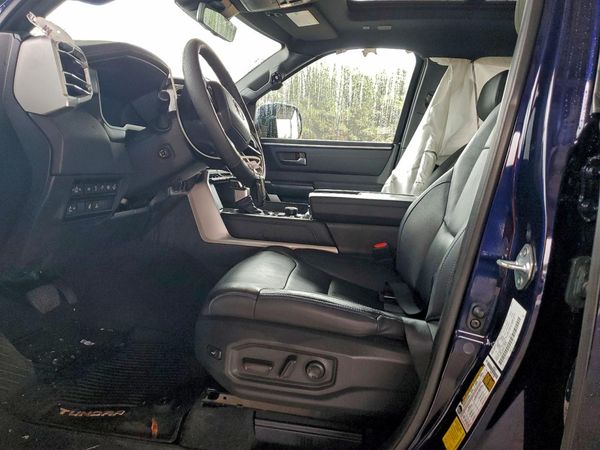 2023 TOYOTA TUNDRA Platinum