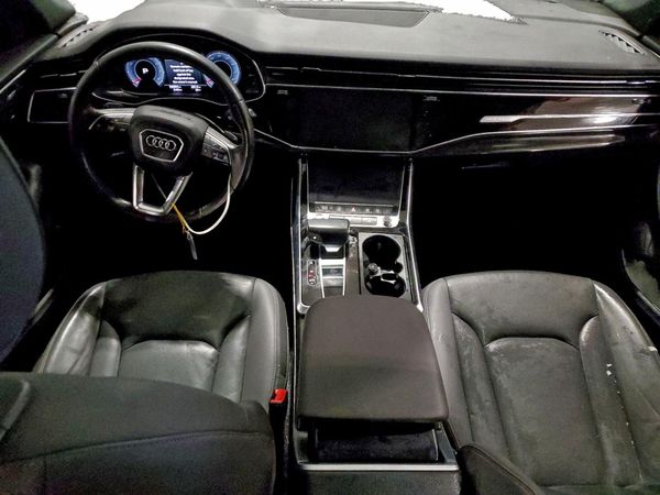 2019 AUDI Q8