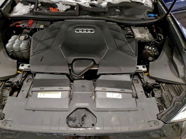 2019 AUDI Q8