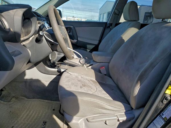 2012 TOYOTA RAV4 Standard