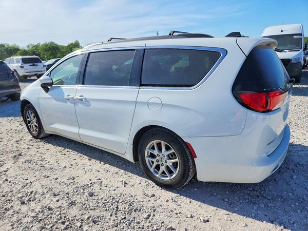2021 CHRYSLER VOYAGER LXI