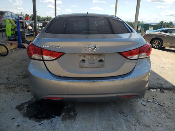 2013 HYUNDAI ELANTRA