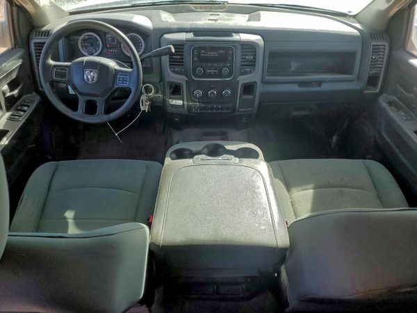2018 RAM 5500 CREW CAB CHASSIS