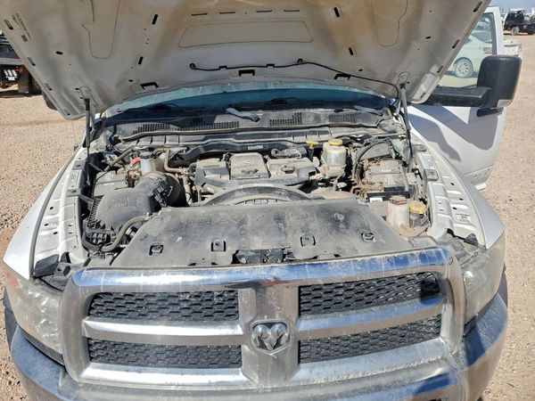 2018 RAM 5500 CREW CAB CHASSIS