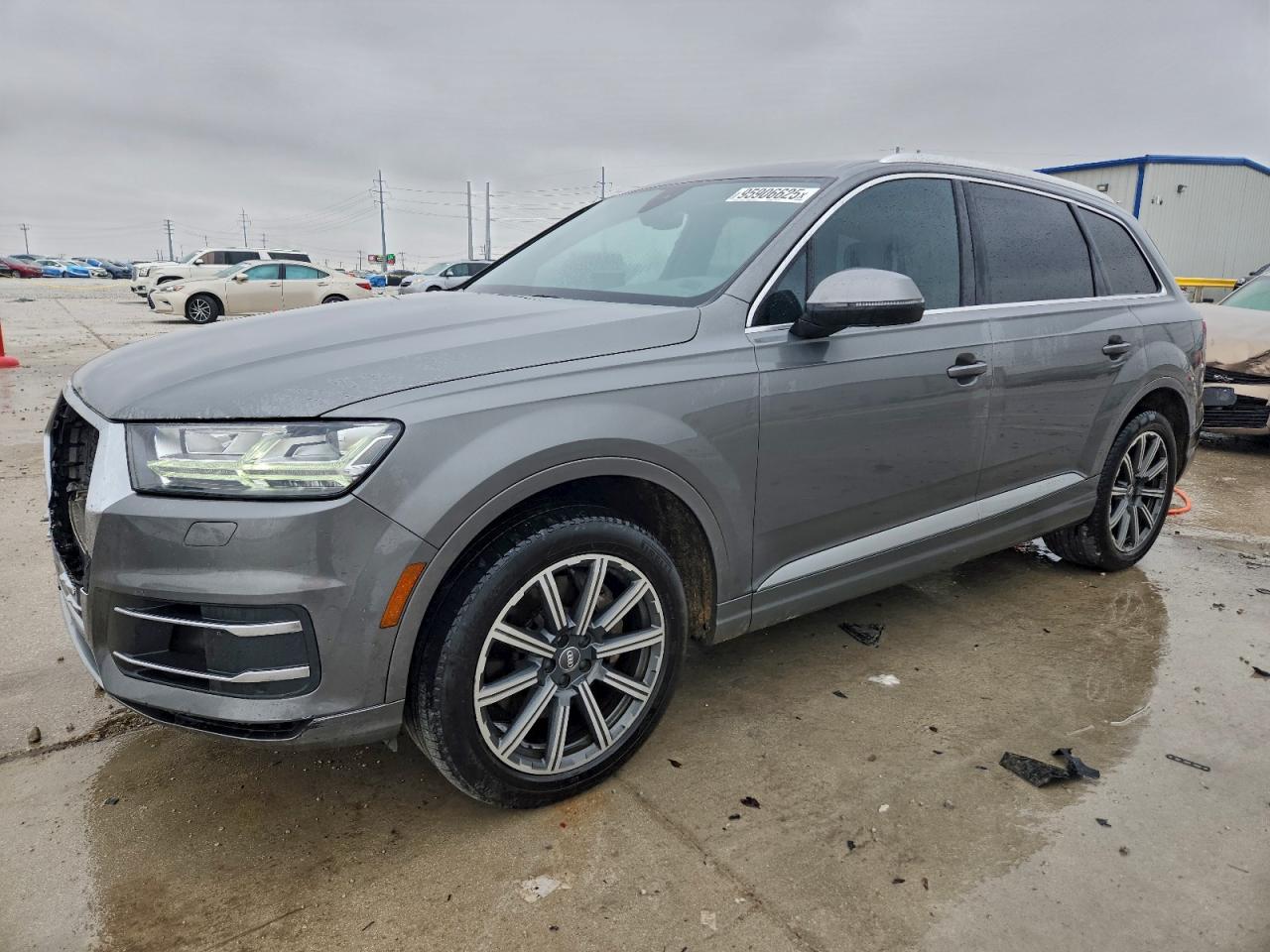 2017 AUDI Q7 quattro Premium Plus