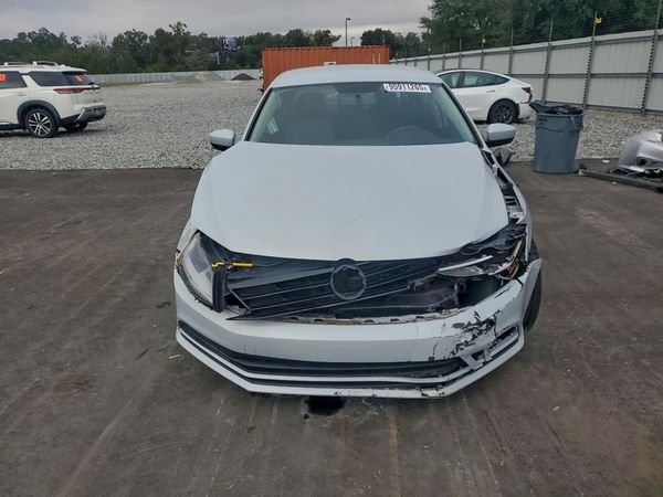 2017 VOLKSWAGEN JETTA