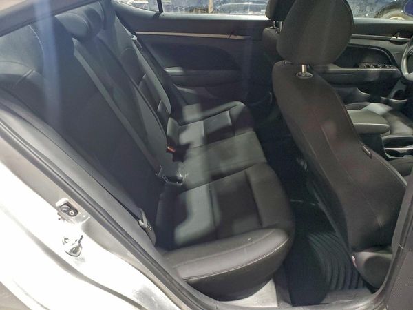 2018 HYUNDAI ELANTRA
