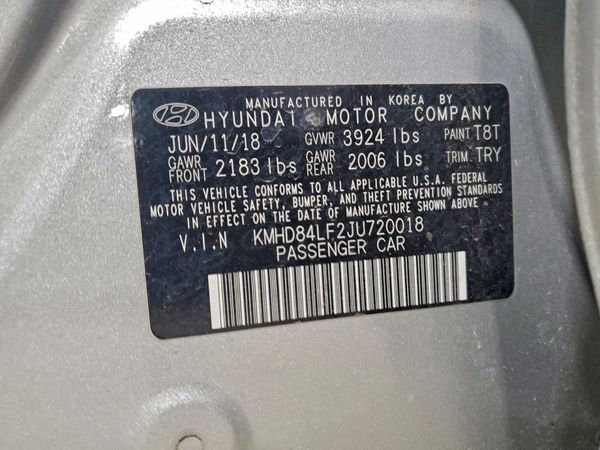 2018 HYUNDAI ELANTRA