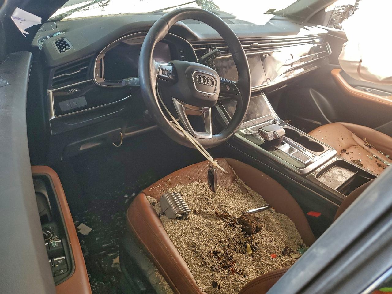 2022 AUDI Q8