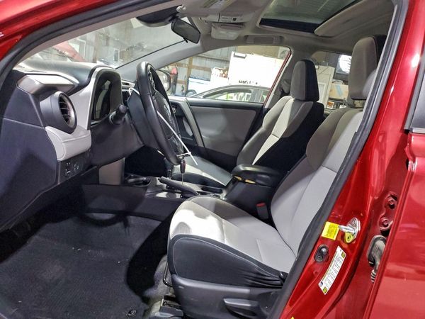 2017 TOYOTA RAV4 XLE