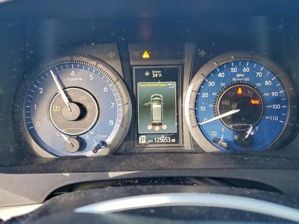 2016 TOYOTA SIENNA