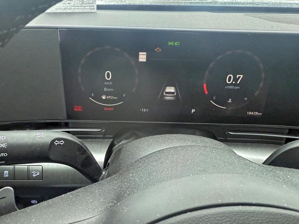 2024 HYUNDAI KONA