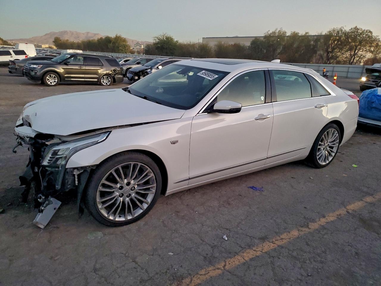 2016 CADILLAC CT6 Luxury — Front 3/4