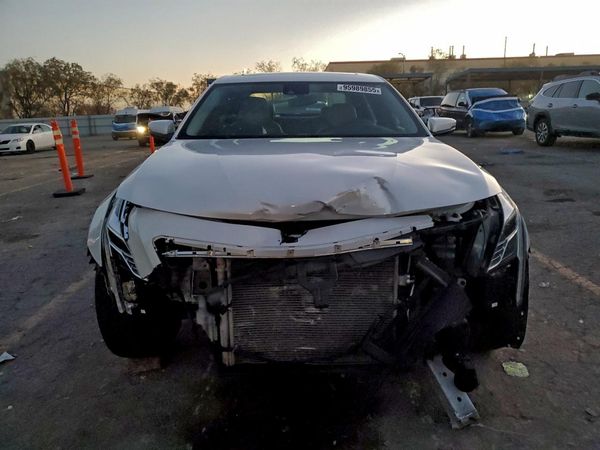 2016 CADILLAC CT6 Luxury — DIRF