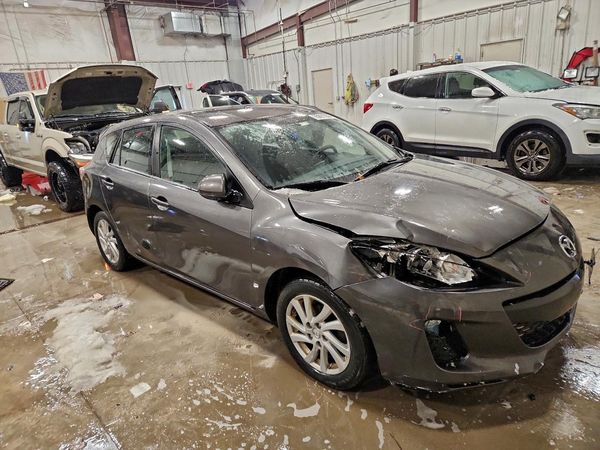 2012 MAZDA 3 Touring/GS — Passenger 3/4