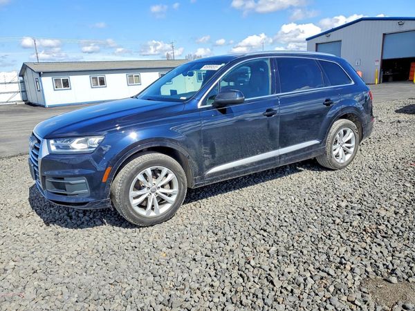 2017 AUDI Q7 quattro Premium