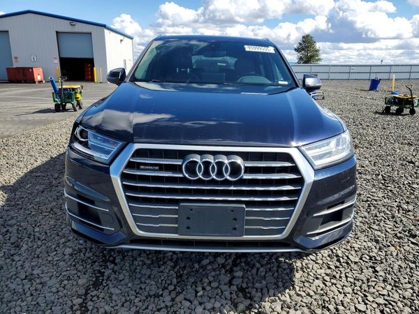 2017 AUDI Q7 quattro Premium