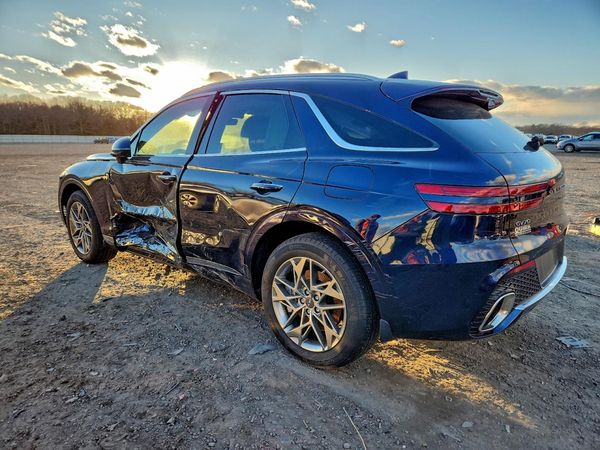 2025 GENESIS GV70