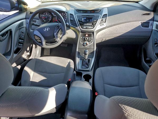 2014 HYUNDAI ELANTRA GLS(Middle)