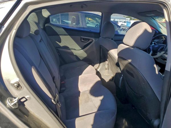 2014 HYUNDAI ELANTRA GLS(Middle)