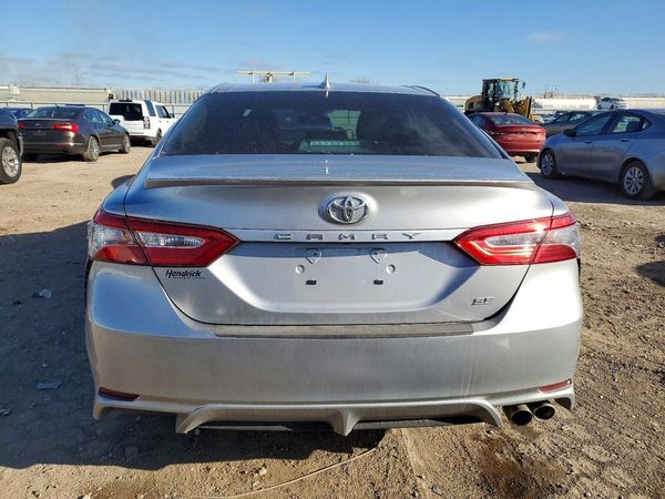 2019 TOYOTA CAMRY