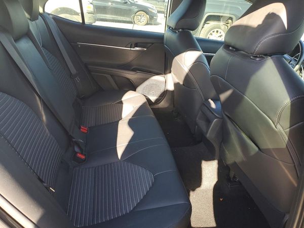 2019 TOYOTA CAMRY