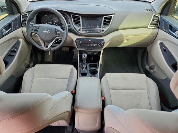 2017 HYUNDAI TUCSON