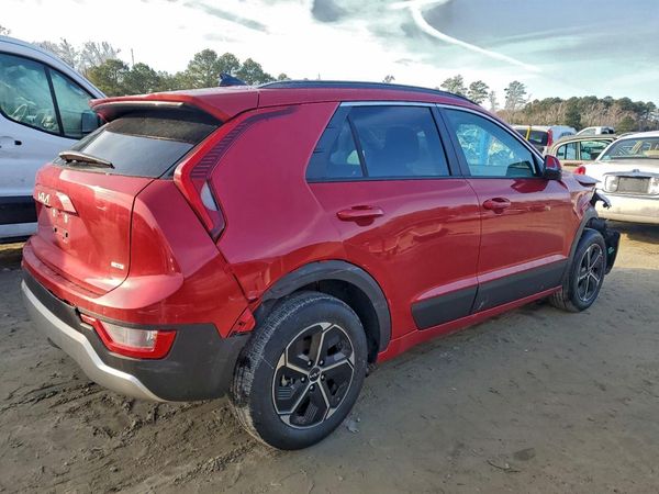 2025 KIA NIRO